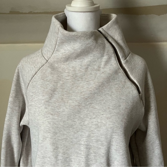 Athleta Cozy Karma Asym Sweatshirt Dress in Light Grey size Small - Picture 6 of 12